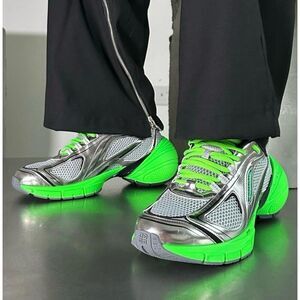 NWT GIVENCHY TK-MX Metallic Slip-Resistant Mesh Running Sneakers Size FR…